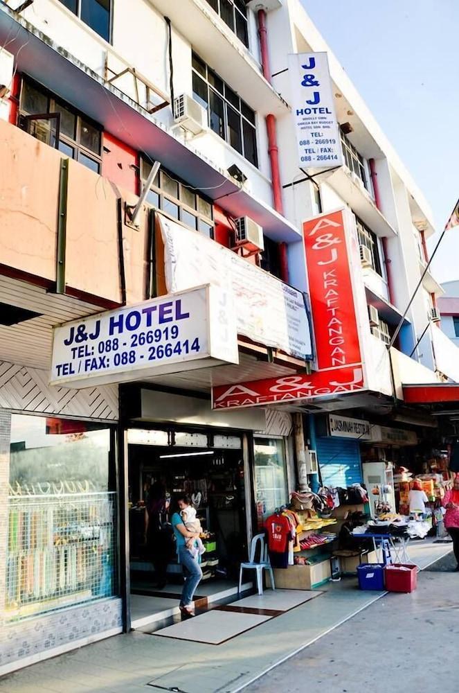 J &J Hotel Kota Kinabalu Extérieur photo