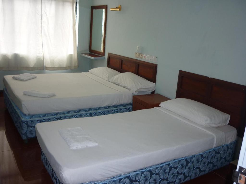 J &J Hotel Kota Kinabalu Extérieur photo