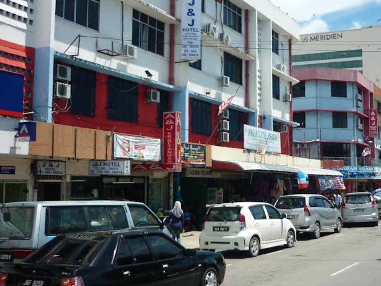 J &J Hotel Kota Kinabalu Extérieur photo