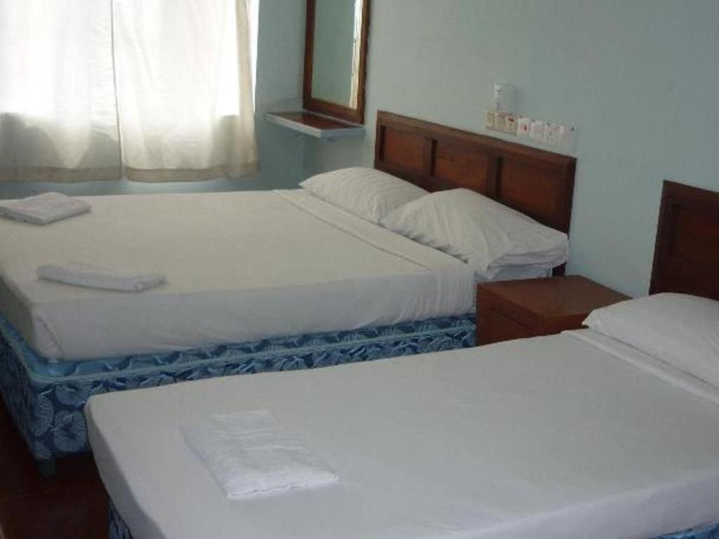 J &J Hotel Kota Kinabalu Extérieur photo